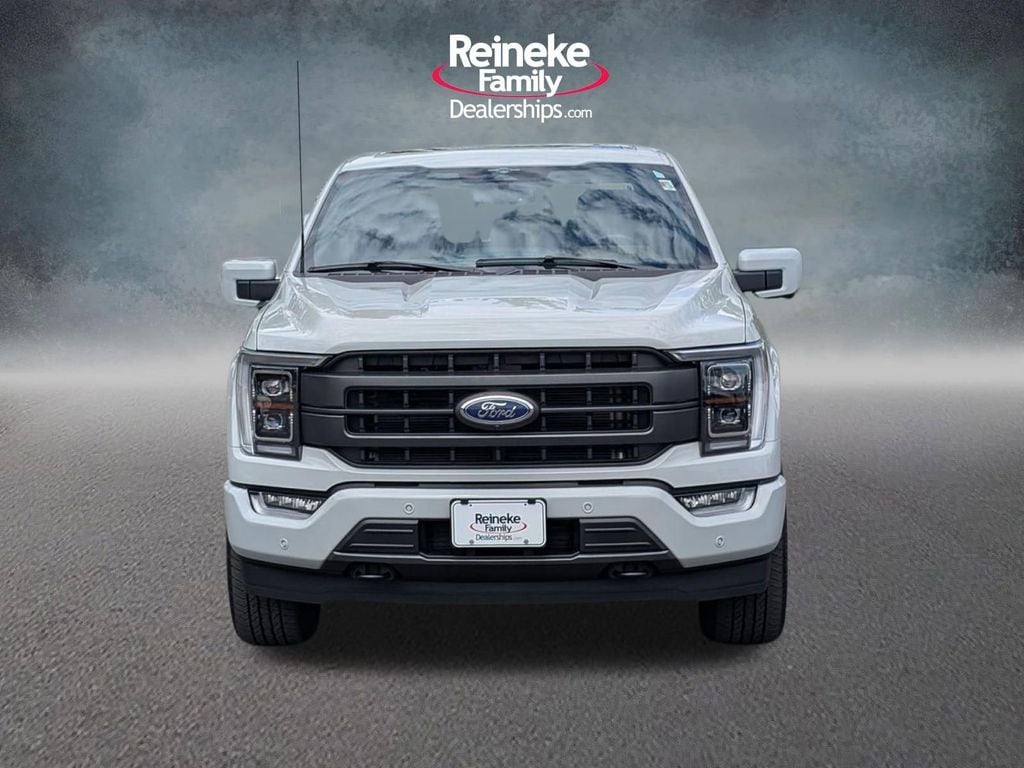 View vehicle photo 2
