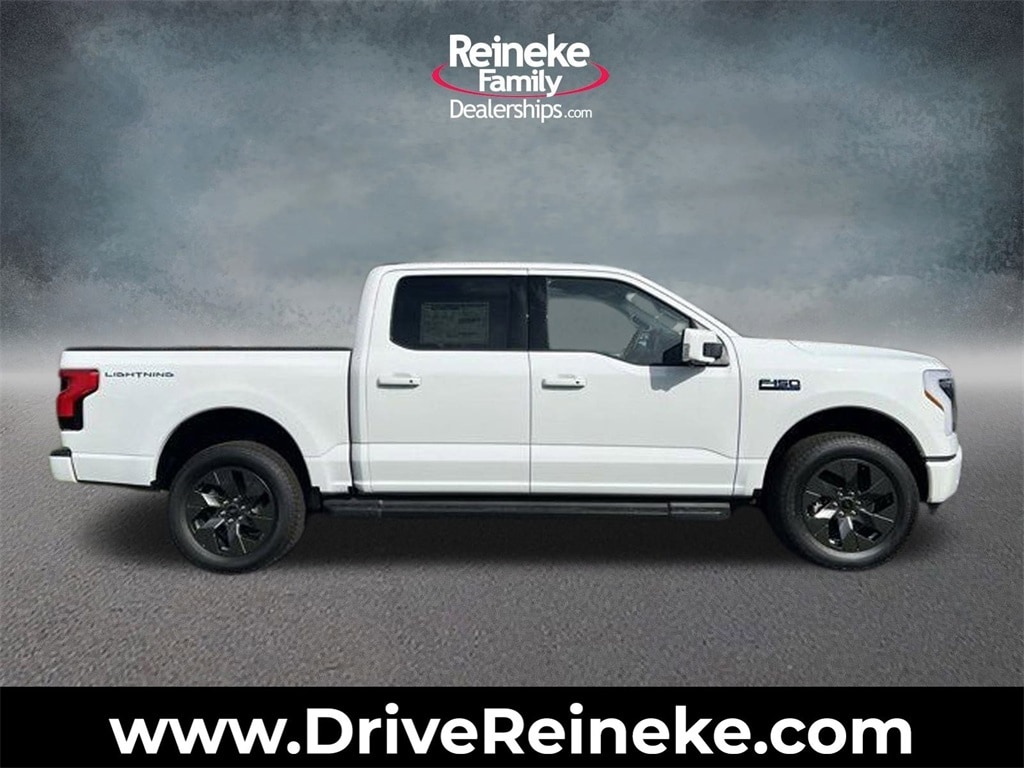 2025 Ford F-150 Lightning Lariat's photo
