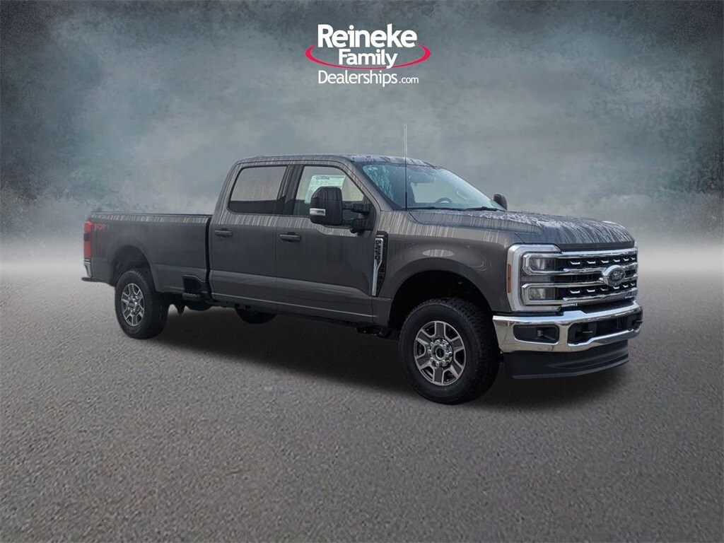 2026 Ford F-250 Lariat photo 3