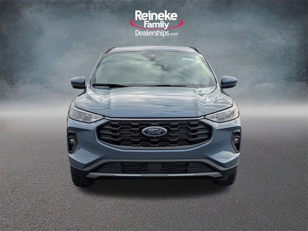 2026 Ford Escape ST-Line Select photo 2