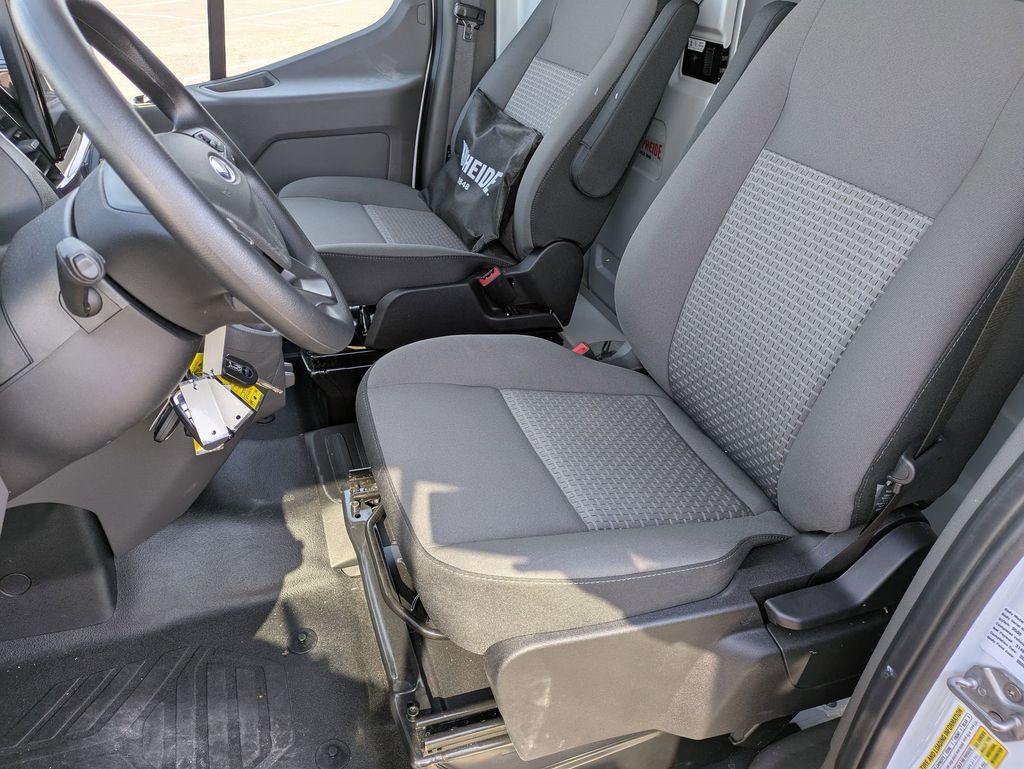 2024 Ford Transit Cutaway Base - Photo 16
