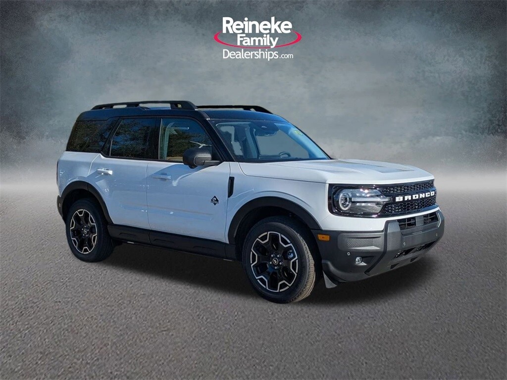 2025 Ford Bronco Sport Outer Banks photo 3