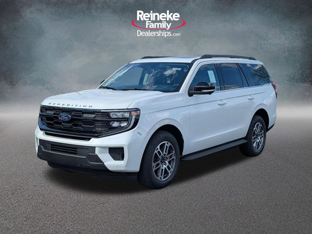 2026 Ford Expedition Active 4x4's photo