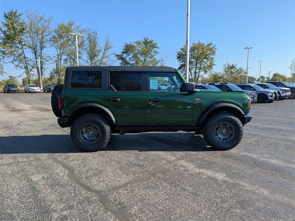 2025 Ford Bronco Badlands photo 4