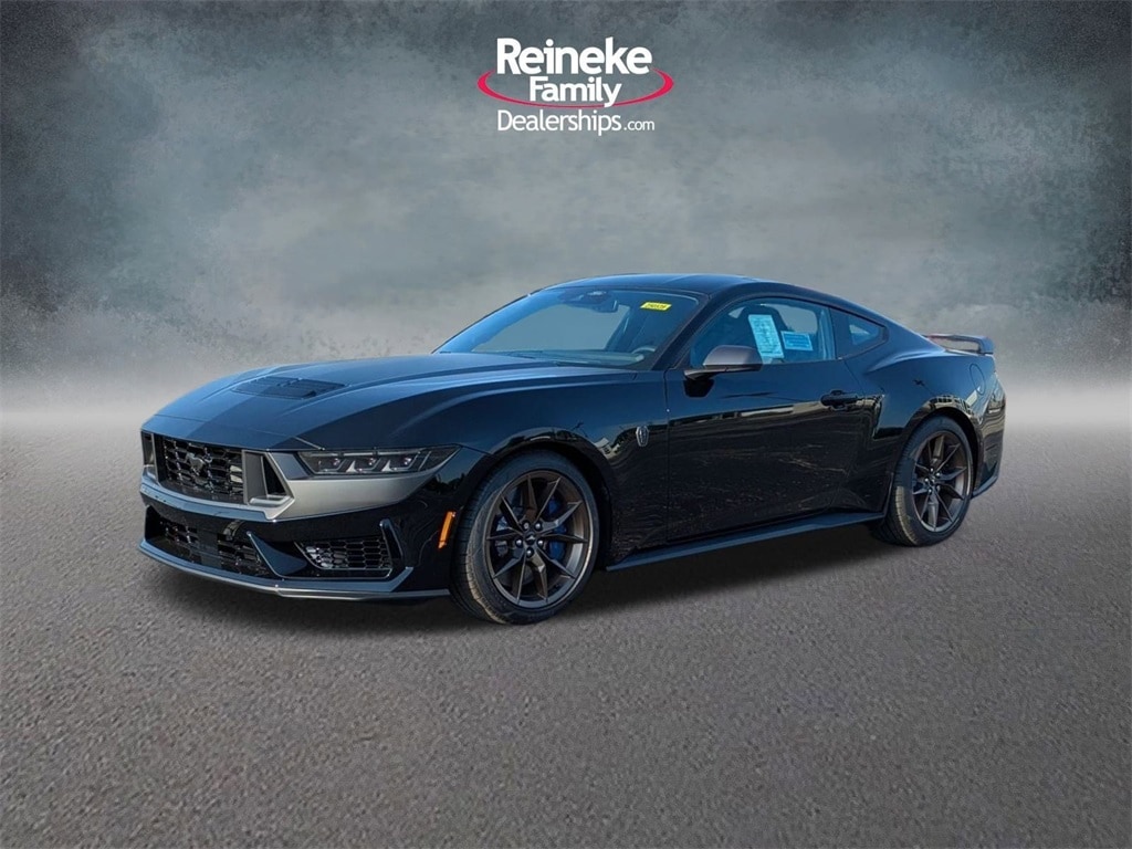 2025 Ford Mustang Dark Horse's photo