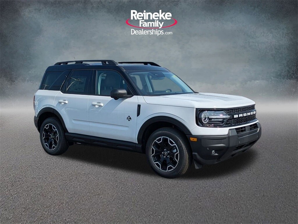 2025 Ford Bronco Sport Outer Banks photo 2