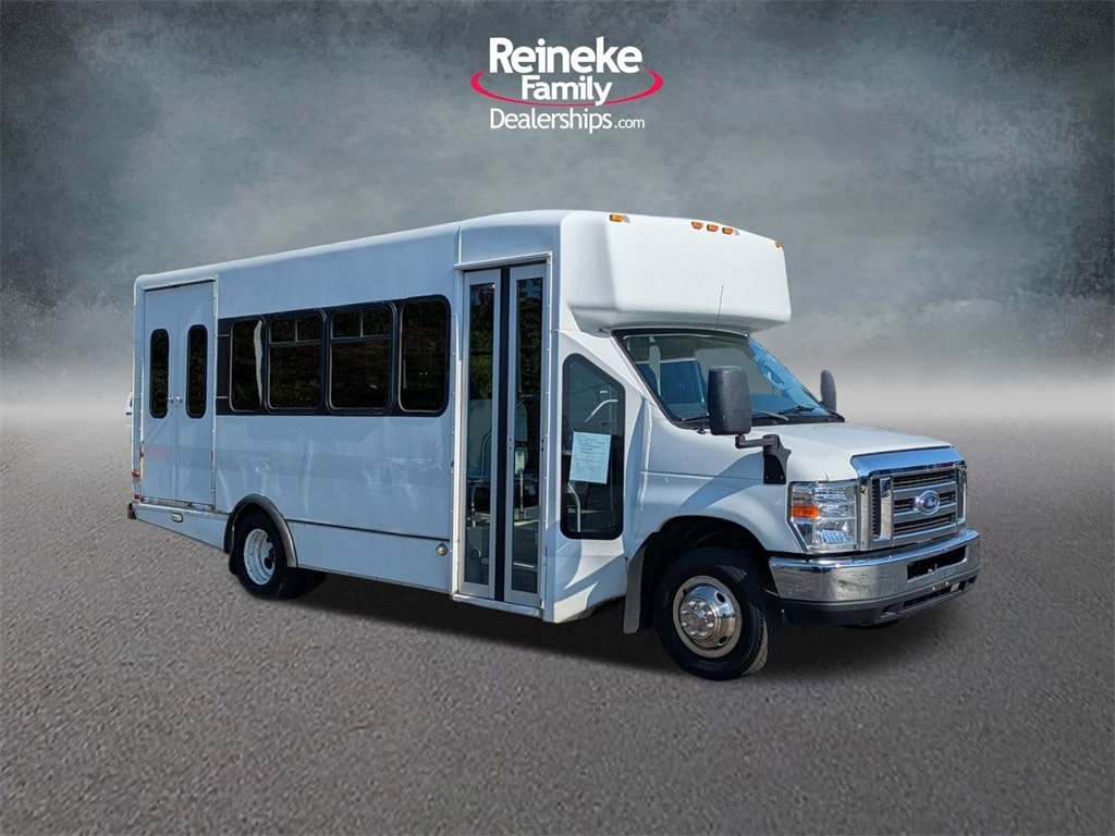 Used 2012 Ford E-450SD Base Cab/Chassis