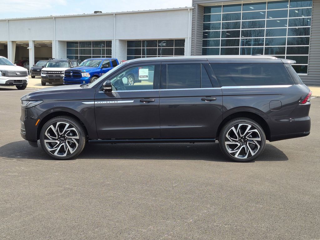 2026 Lincoln Navigator Reserve L - Photo 9