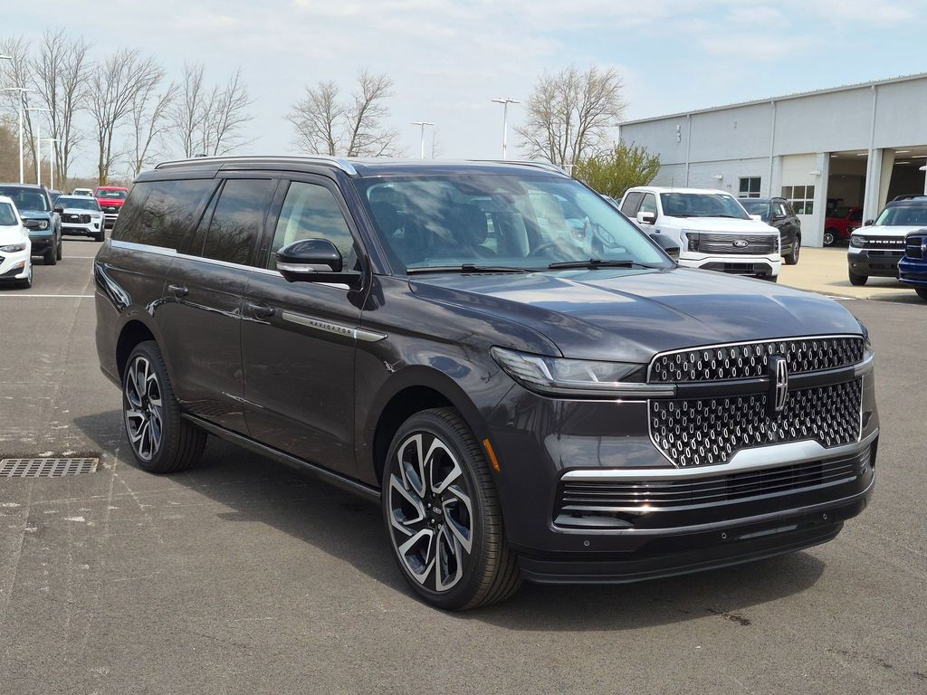 2026 Lincoln Navigator Reserve L - Photo 3