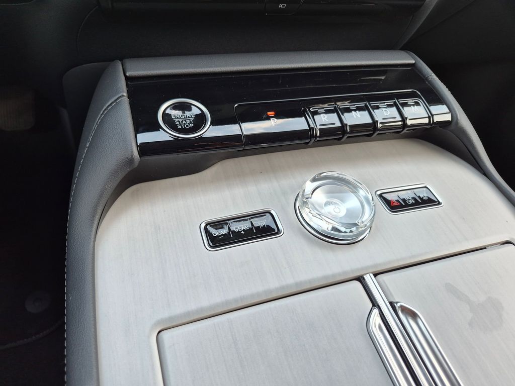2026 Lincoln Navigator Reserve L - Photo 13
