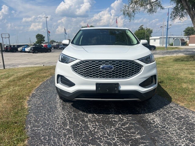 2024 Ford Edge SEL photo 3