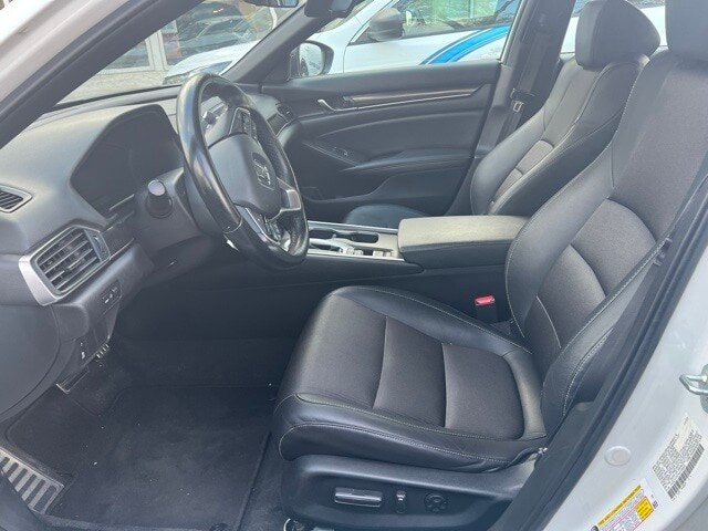 2022 Honda Accord Sport photo 3