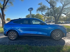 2025 Ford Mustang Mach-E Premium SUV