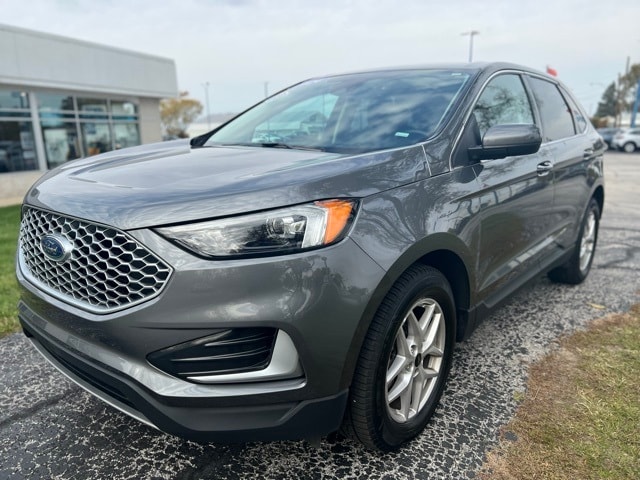 2024 Ford Edge SEL photo 4