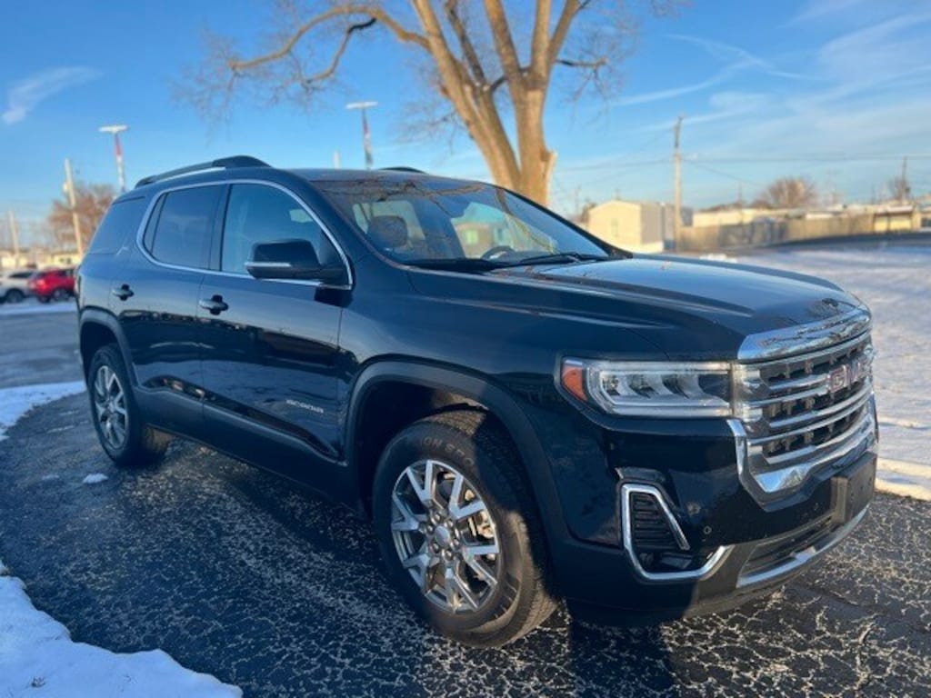 Used 2023 GMC Acadia SLT SUV