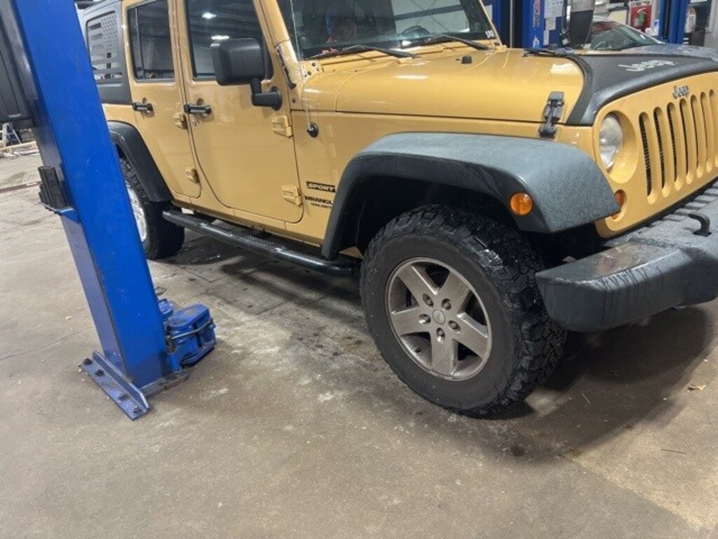 Used 2013 Jeep Wrangler Unlimited Unlimited Sport SUV