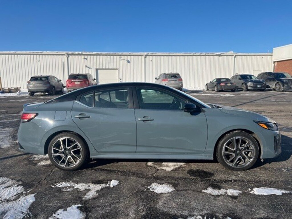 Used 2024 Nissan Sentra SR Sedan