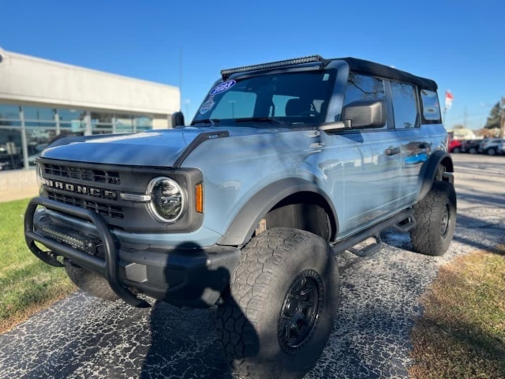 Used 2023 Ford Bronco Base SUV