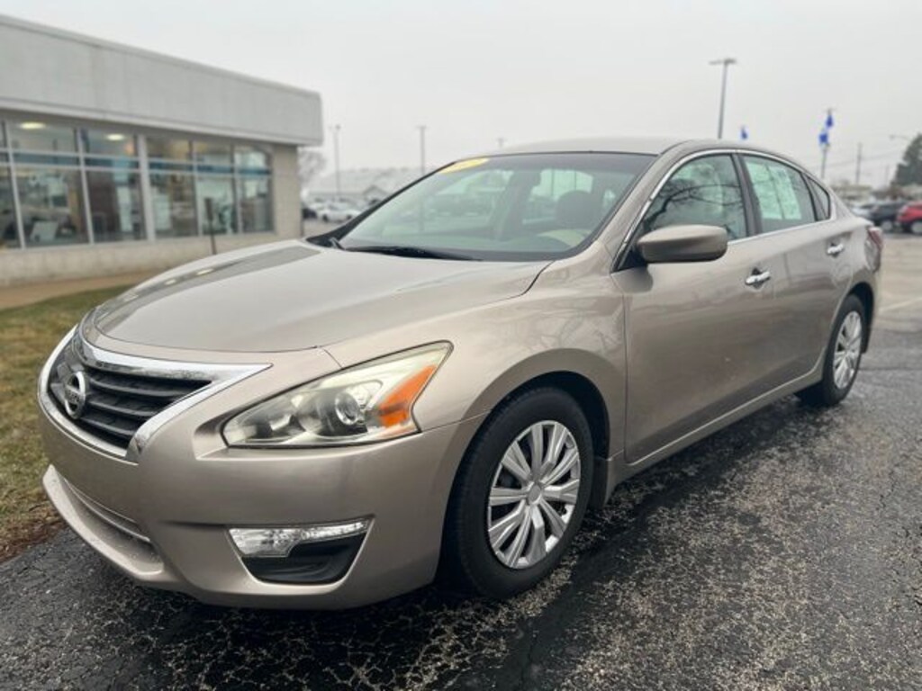Used 2013 Nissan Altima 2.5 S Sedan