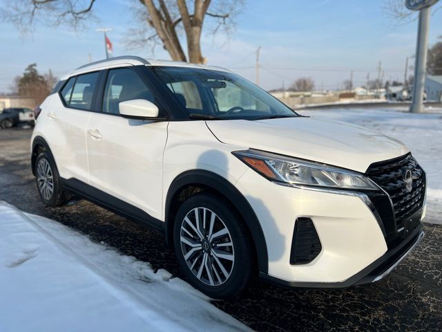 Used 2023 Nissan Kicks SV with VIN 3N1CP5CV7PL567433 for sale in Fostoria, OH