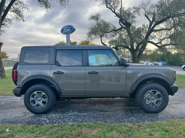 2025 Ford Bronco 4-Door Big Bend's photo