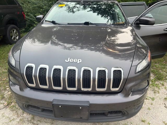Used 2015 Jeep Cherokee Sport with VIN 1C4PJMCS0FW601415 for sale in North Baltimore, OH