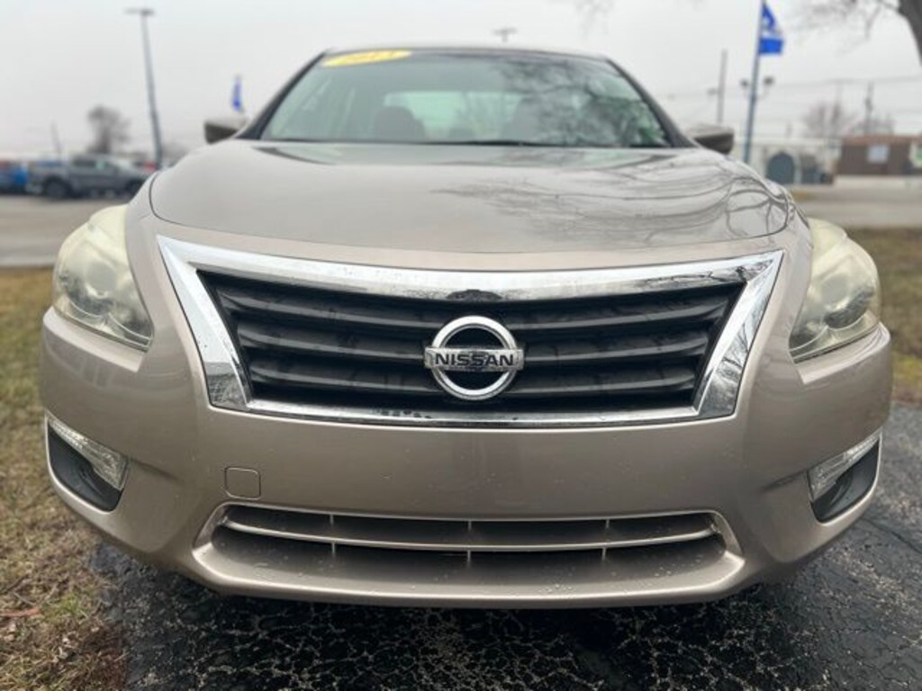 Used 2013 Nissan Altima 2.5 S Sedan