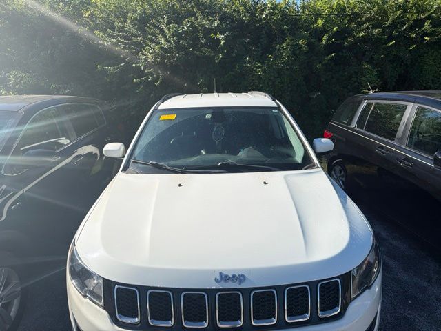Used 2018 Jeep Compass Latitude with VIN 3C4NJDBB6JT345224 for sale in Fostoria, OH