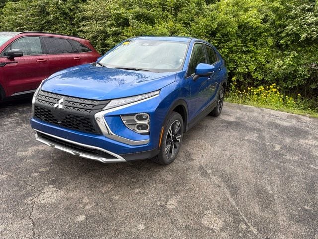 2024 Mitsubishi Eclipse Cross SE S-AWC's photo