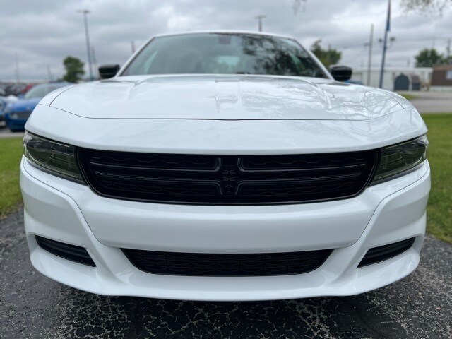 2023 Dodge Charger SXT photo 3