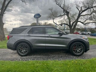 2026 Ford Explorer ST SUV