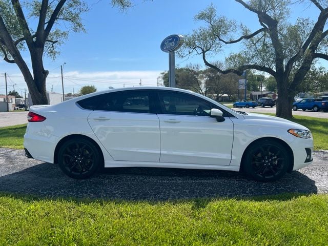 2020 Ford Fusion SE FWD's photo