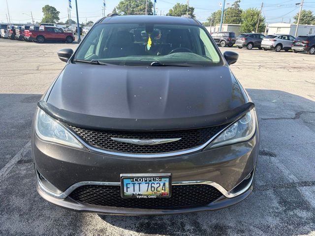 Used 2017 Chrysler Pacifica Touring-L with VIN 2C4RC1BG4HR520265 for sale in Fostoria, OH