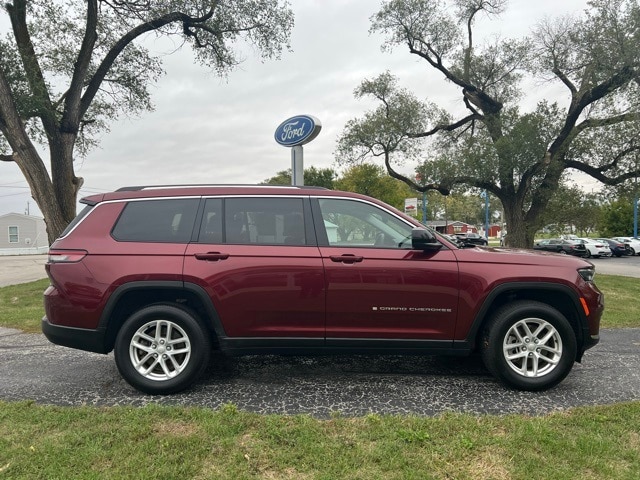 2023 Jeep Grand Cherokee L Laredo's photo