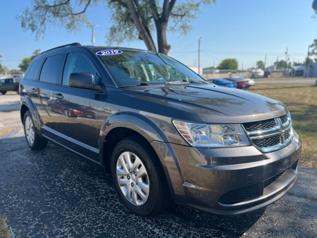 Used 2019 Dodge Journey SE SUV