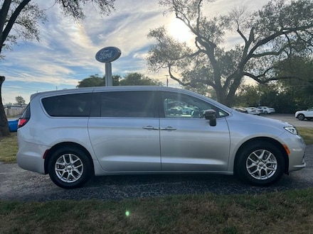 2024 Chrysler Pacifica Touring L Minivan/Van