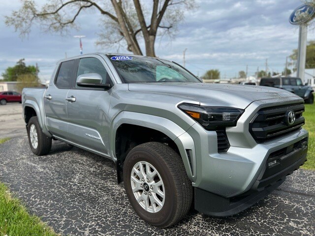 Used 2024 Toyota Tacoma SR5 with VIN 3TYLB5JN6RT018676 for sale in Fostoria, OH