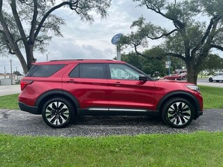 2026 Ford Explorer Platinum SUV