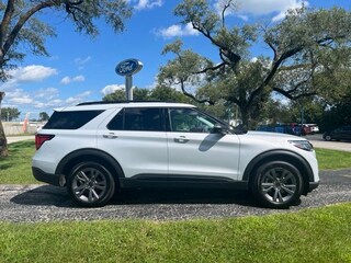 2026 Ford Explorer Active SUV