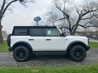 2026 Ford Bronco Outer Banks SUV