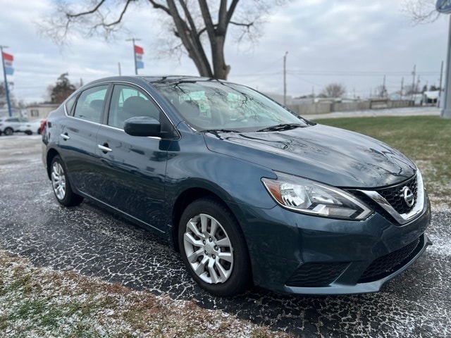 Used 2017 Nissan Sentra SV with VIN 3N1AB7AP8HY226097 for sale in Fostoria, OH