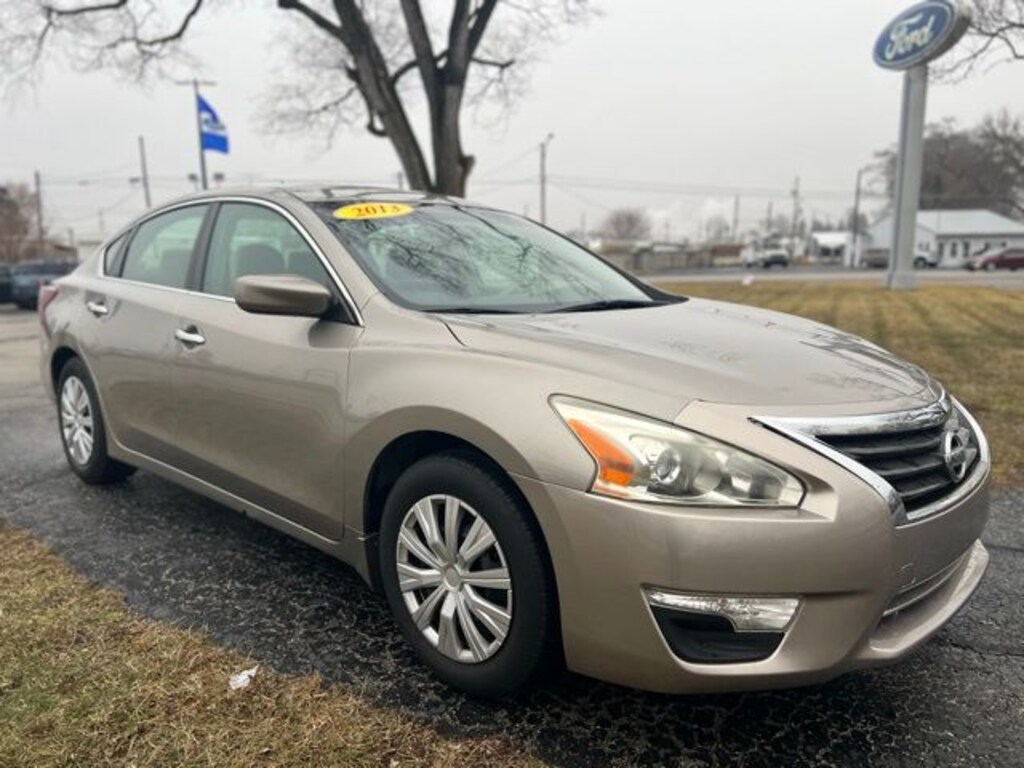 Used 2013 Nissan Altima 2.5 S Sedan