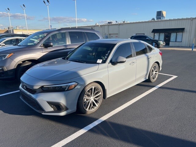 2024 Honda Civic Touring photo 3