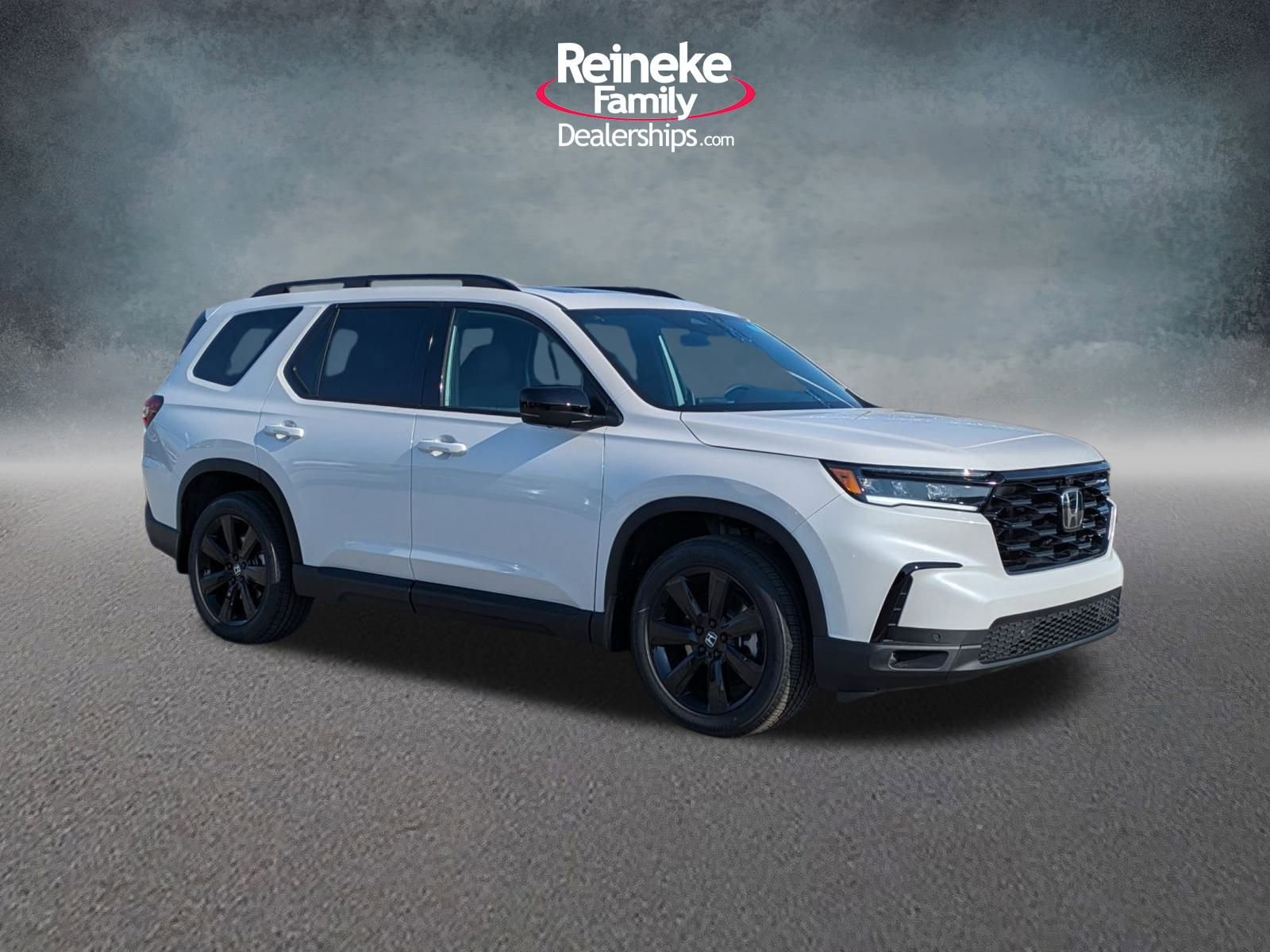 2025 Honda Pilot Black Edition photo 3