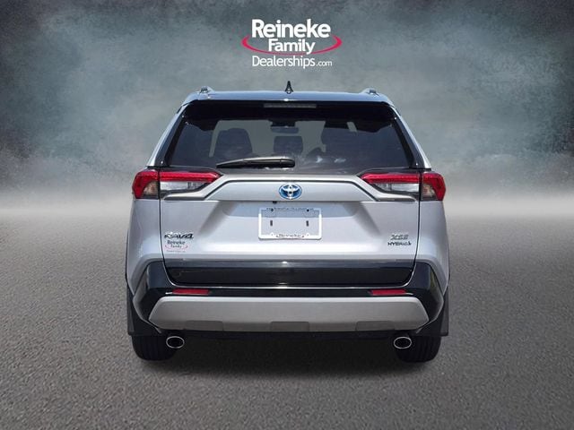2022 Toyota RAV4 XSE - Photo 6