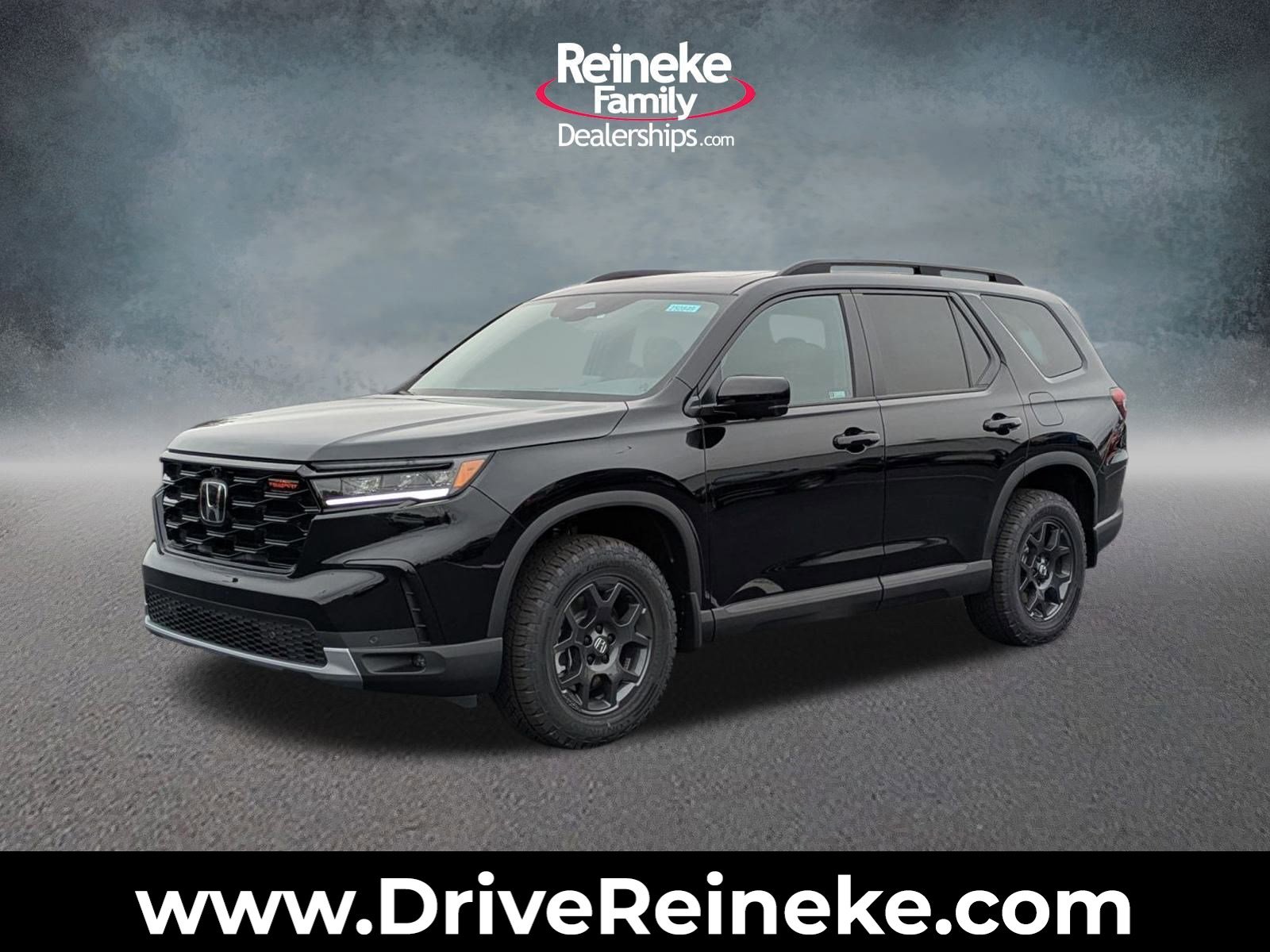 2025 Honda Pilot TrailSport's photo