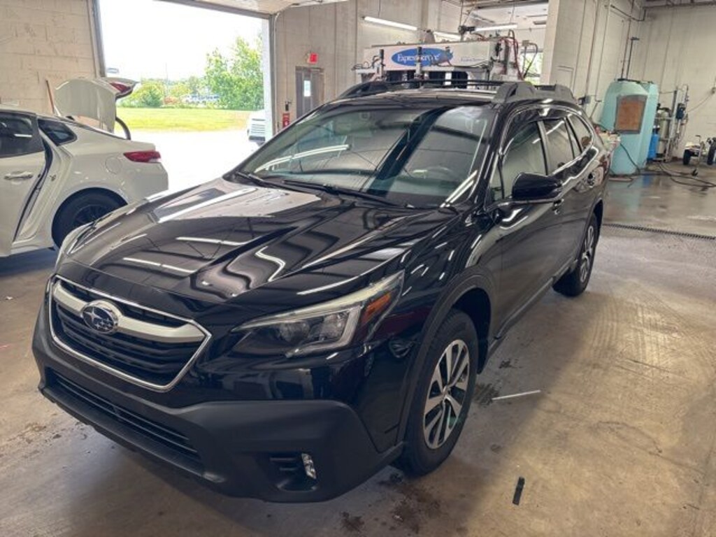 Used 2020 Subaru Outback Premium SUV