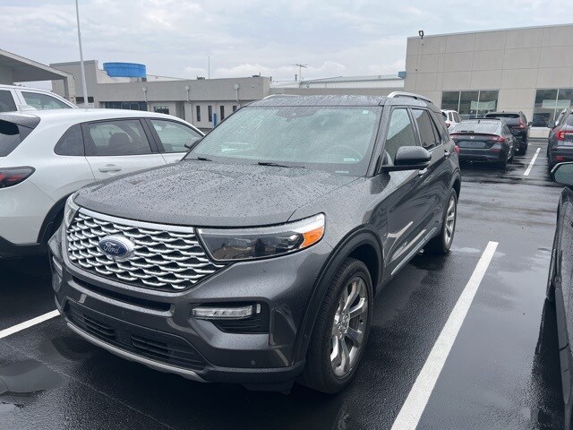 2020 Ford Explorer Platinum photo 3