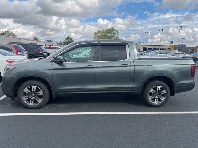 2019 Honda Ridgeline RTL photo 2