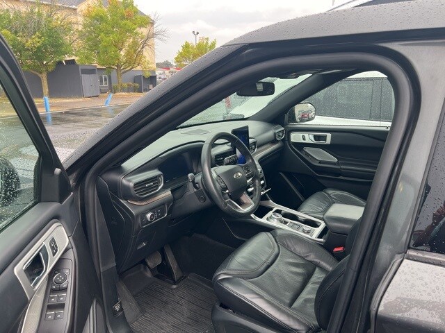 2020 Ford Explorer Platinum photo 4